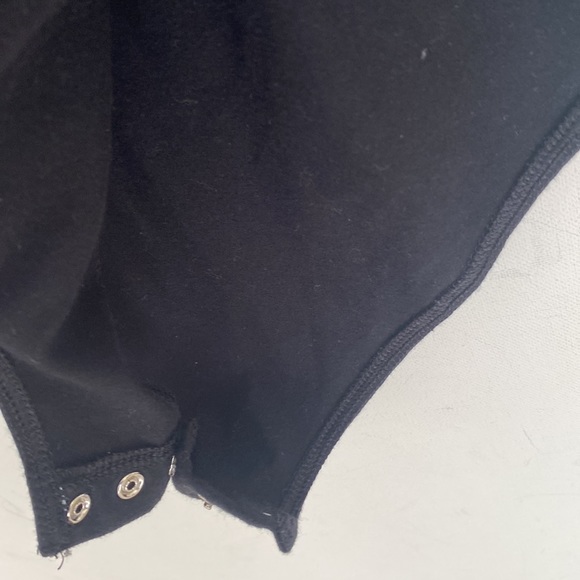 PINK Victoria’s Secret black short-sleeve bodysuit, Size XS - Picture 5 of 9